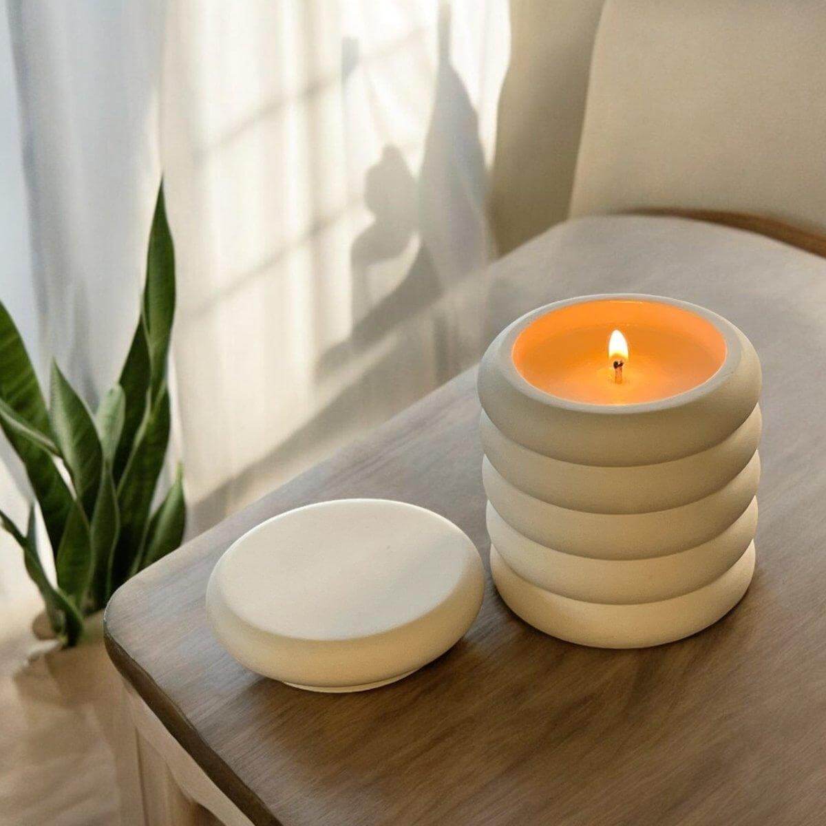 Geurkaars Petitgrain - Gember - Ervaar de kracht van aromatherapie met onze handgemaakte geurkaars. De geur van Petitgrain en Gember geeft je nieuwe energie en een boost van positiviteit. Roeloffs Candles & Home Decor