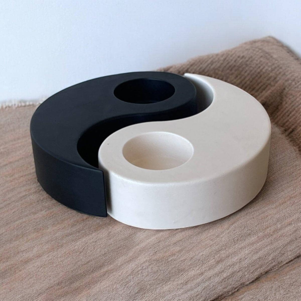 Waxinelichthouders Yin & Yang. Handgemaakt door Roeloffs Candles