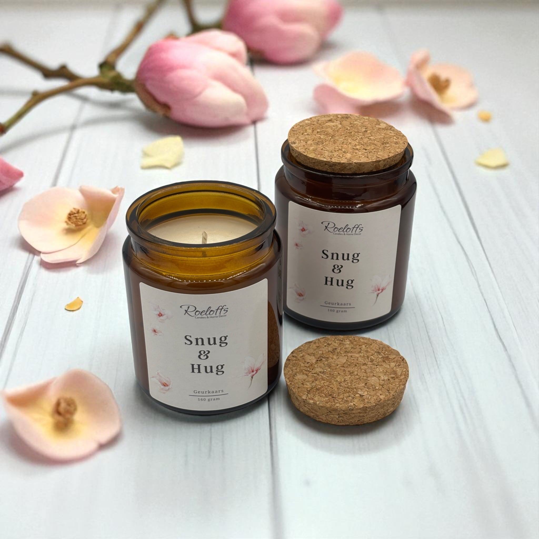 Geurkaars met magnolia, snug en hug , Roeloffs candles