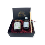Kerstcadeau met geurkaars Pure Balance, roomspray en geurstokjes in een elegante geschenkdoos.