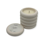 Geurkaars Inner Peace - Ontspan en vind dat diepe gevoel van innerlijke rust door de kracht van aromatherapie toe te passen. Deze handgemaakte geurkaars helpt jou je zorgen te vergeten Roeloffs Candles & Home Decor 