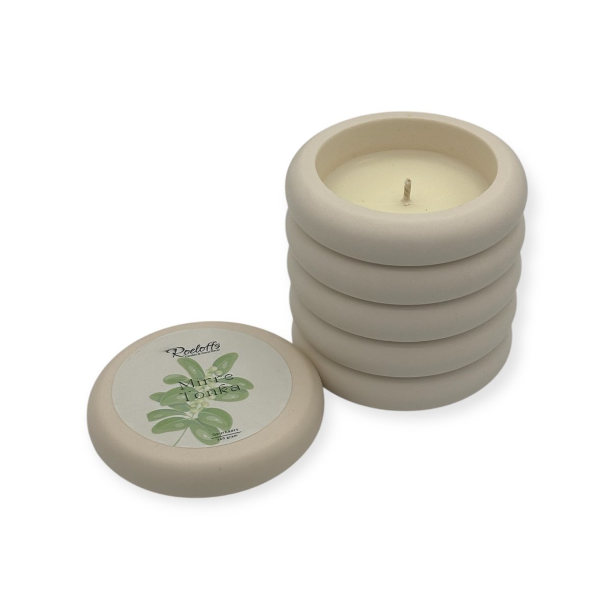 Geurkaars Mirre - Tonkaboon - Handgemaakte geurkaars met de sensuele geur van Mirre en Tonka geven je een warme en sensuele knuffel. Perfect om te ontspannen met de kracht van geur. Roeloffs Candles & Home Decor 