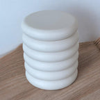 Geurkaars Winterbessen - Warmte en zoetheid breng je naar binnen, alsof je in een koude fruit tuin bent waar je zoveel bessen kunt plukken als je kunt dragen. Geniet van Aromatherapie thuis Roeloffs Candles & Home Decor 