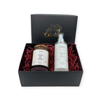 Kerstcadeau Rust met geurkaars Snug & Hug en roomspray in stijlvolle verpakking voor ontspanning.