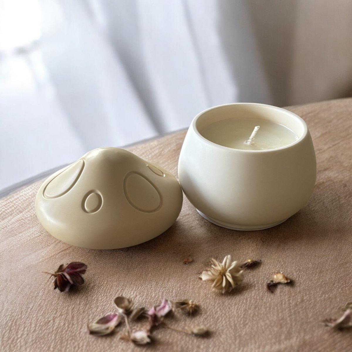 Voordeelbundel herfst geurkaarsen - Onze bestsellers zijn nu samen te koop voor een voordelige prijs! Je hoeft niet meer te kiezen, pompoen kaars en paddenstoel kaars samen in de sale! Roeloffs Candles & Home Decor 